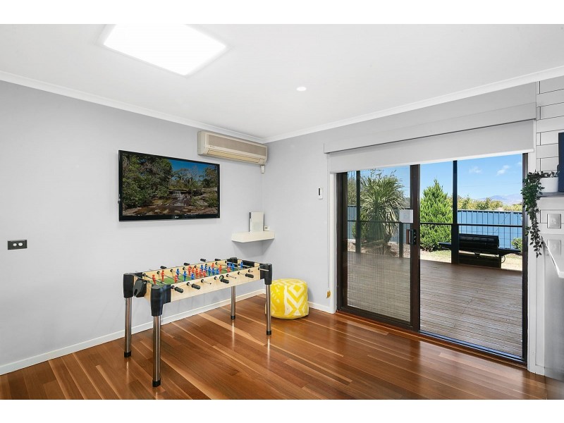 4 Byles Place, Chisholm ACT 2905