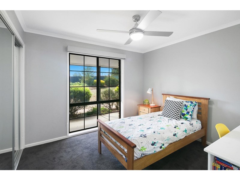 4 Byles Place, Chisholm ACT 2905