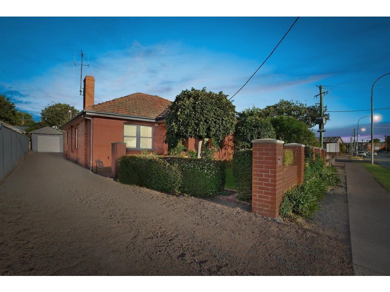 6 Cooma Street, Queanbeyan NSW 2620