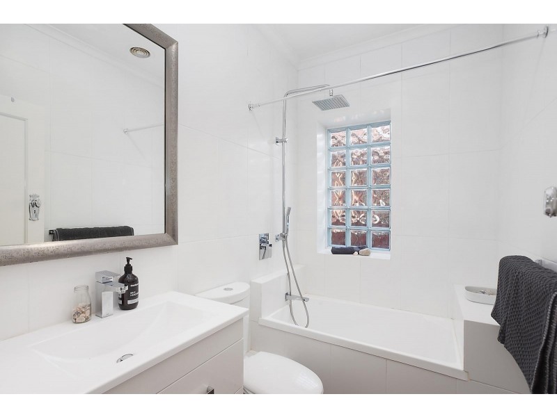 6 Cooma Street, Queanbeyan NSW 2620