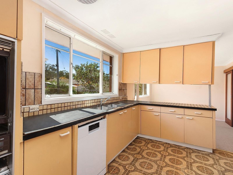 13 Wrest Street, Lyons ACT 2606