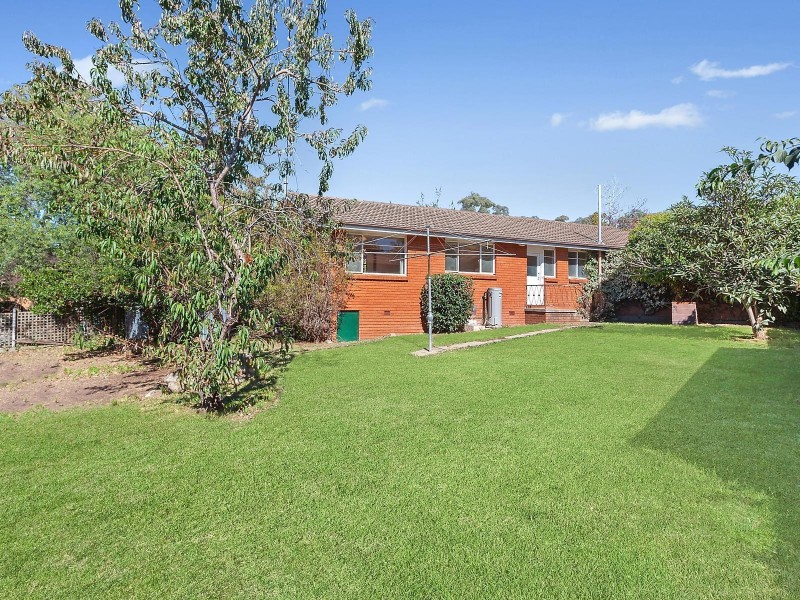 13 Wrest Street, Lyons ACT 2606