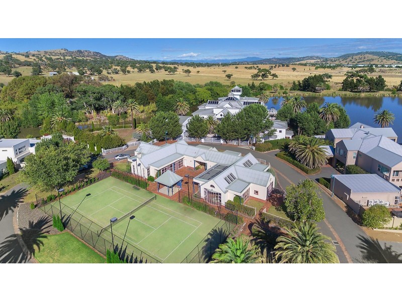 6/27 Lakeview Gardens, Jerrabomberra NSW 2619