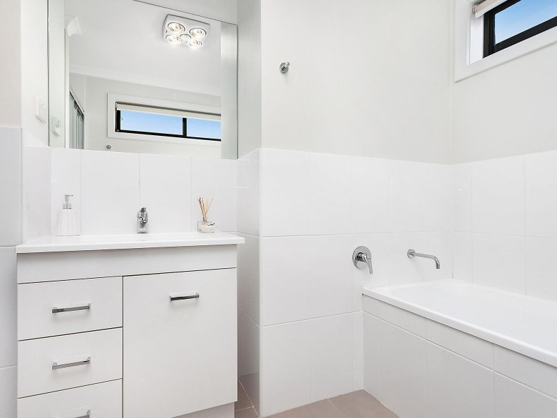 1/19 Henderson Road, Queanbeyan NSW 2620