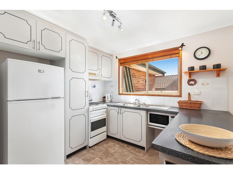 9B Hickenbotham Street, Gordon ACT 2906