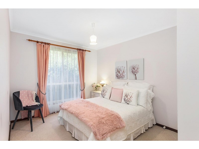 9B Hickenbotham Street, Gordon ACT 2906