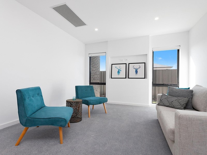 77 Hearne Street, Googong NSW 2620