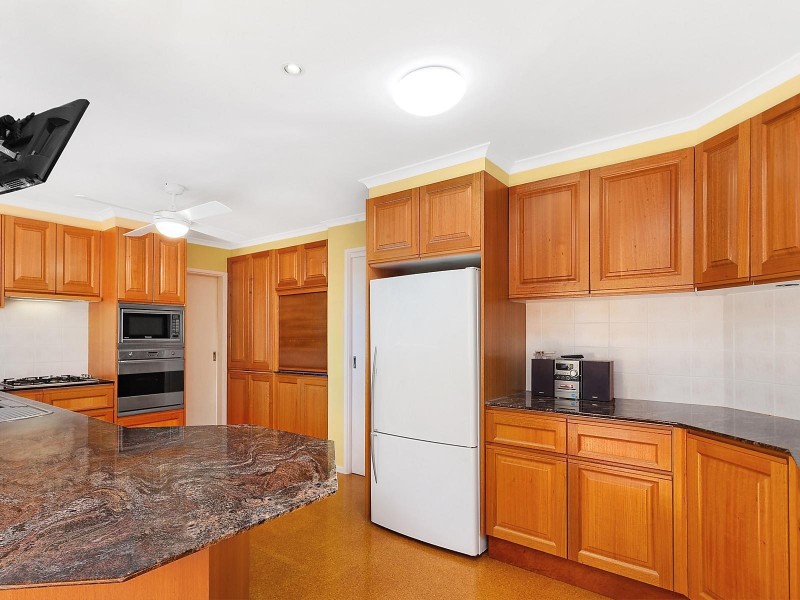 16 Crozier Circuit, Kambah ACT 2902