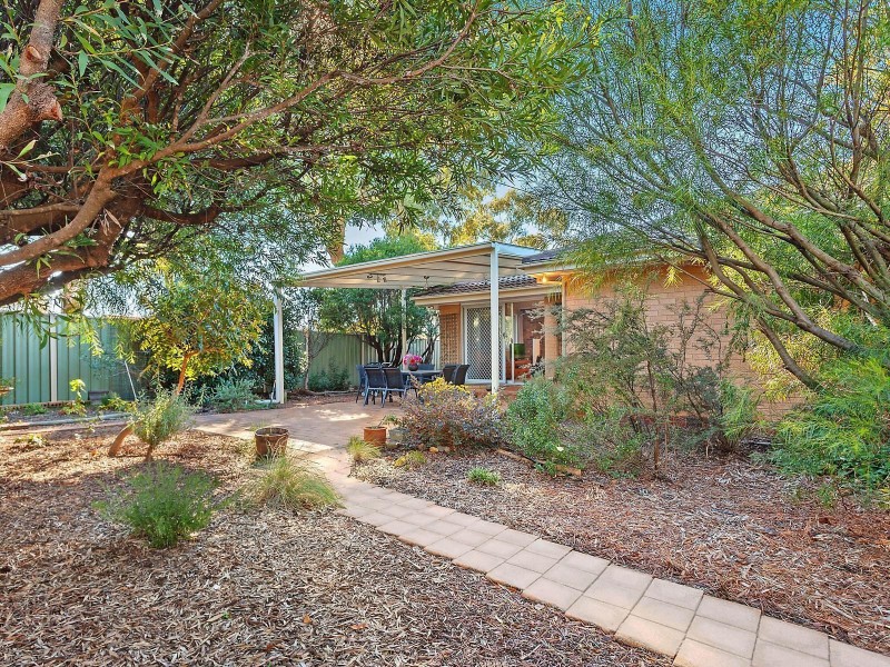 16 Crozier Circuit, Kambah ACT 2902