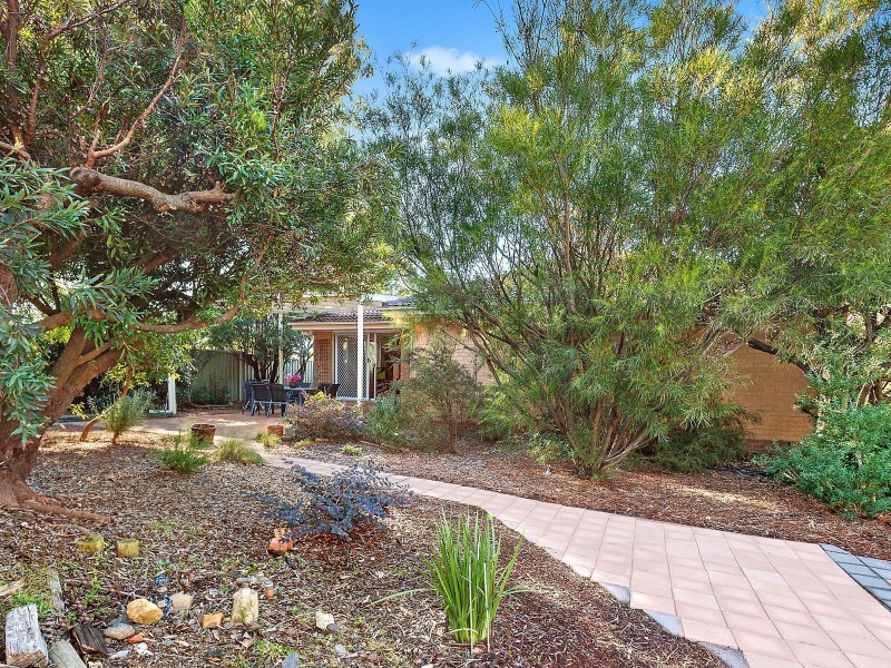 16 Crozier Circuit, Kambah ACT 2902