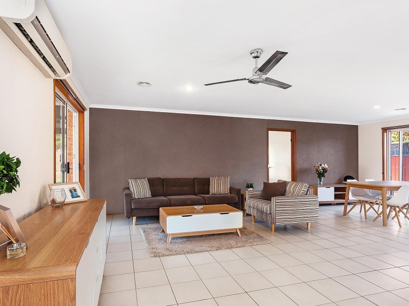 22 Preddey Way, Gordon ACT 2906
