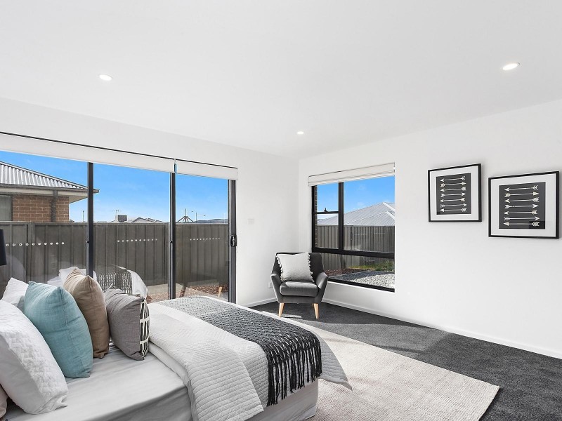 20 Wilkins Way, Googong NSW 2620