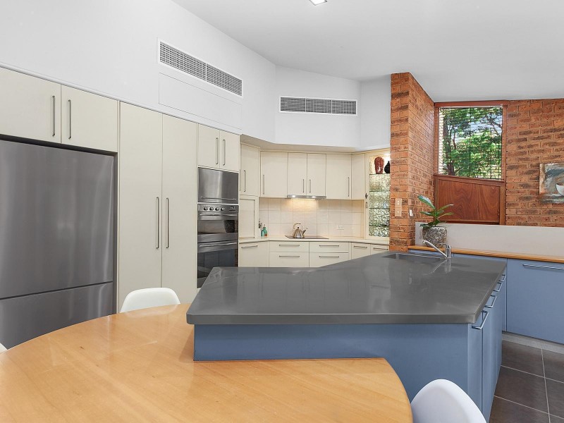 4 Considine Close, Greenleigh NSW 2620