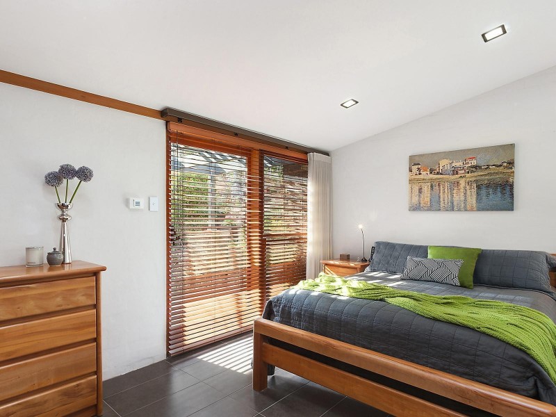 4 Considine Close, Greenleigh NSW 2620