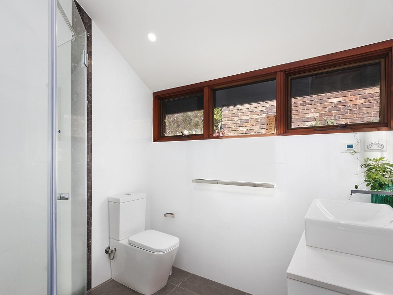 4 Considine Close, Greenleigh NSW 2620