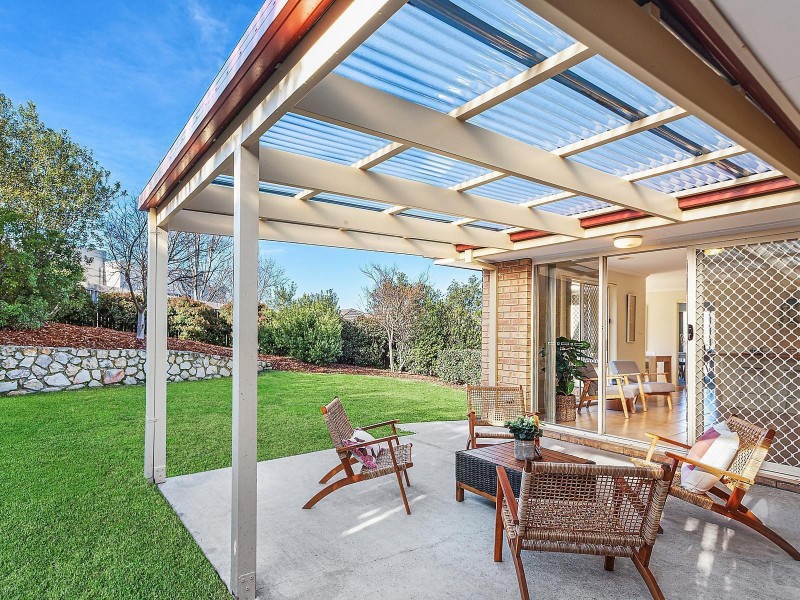 123 Halloran Drive, Jerrabomberra NSW 2619