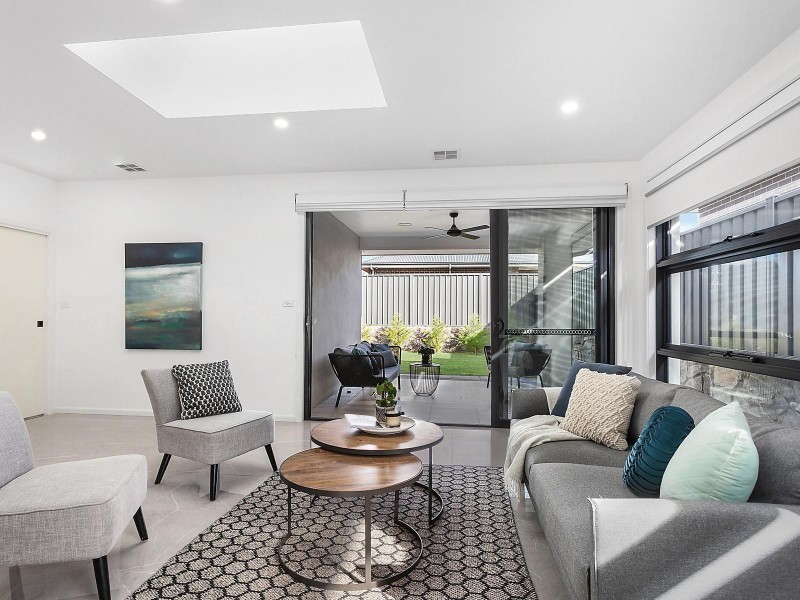 6 Tyrrell Street, Googong NSW 2620