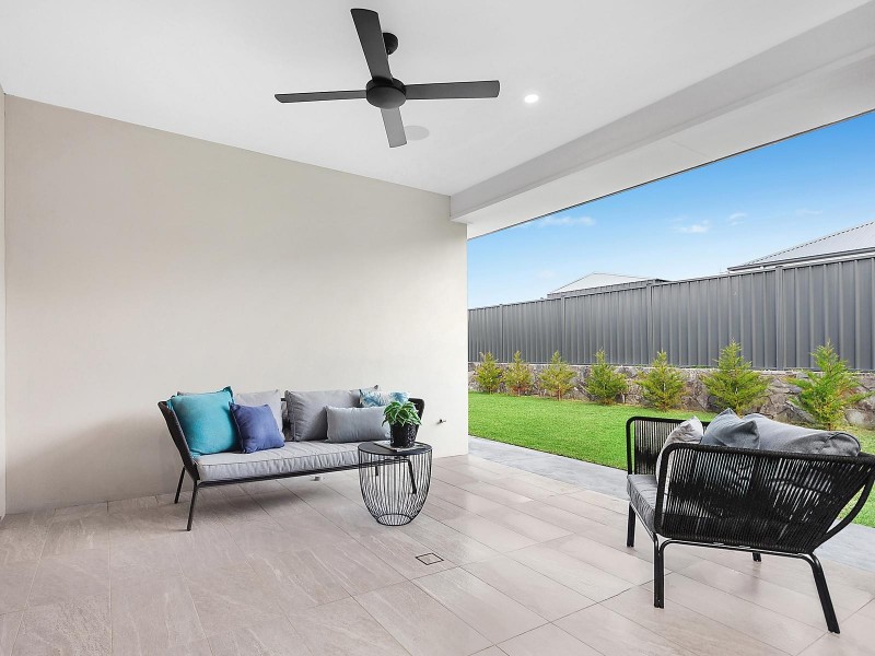 6 Tyrrell Street, Googong NSW 2620