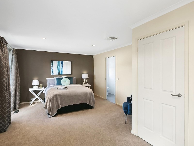 18 Wheatley Street, Gowrie ACT 2904