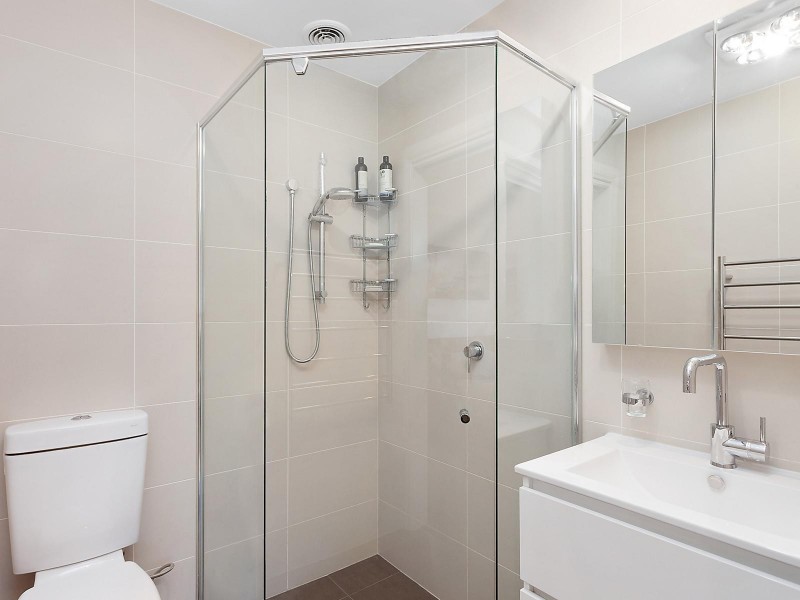 6/1 River Drive, Queanbeyan NSW 2620