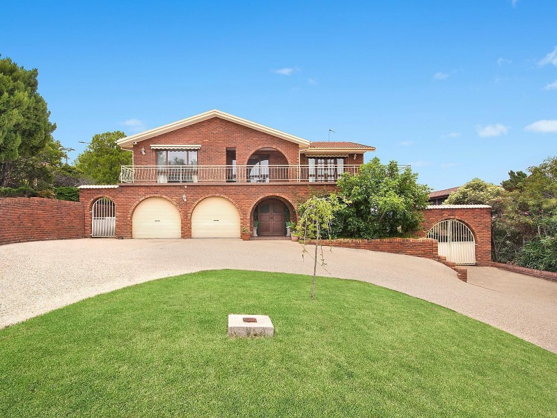 1 Jessop Place, Fadden ACT 2904