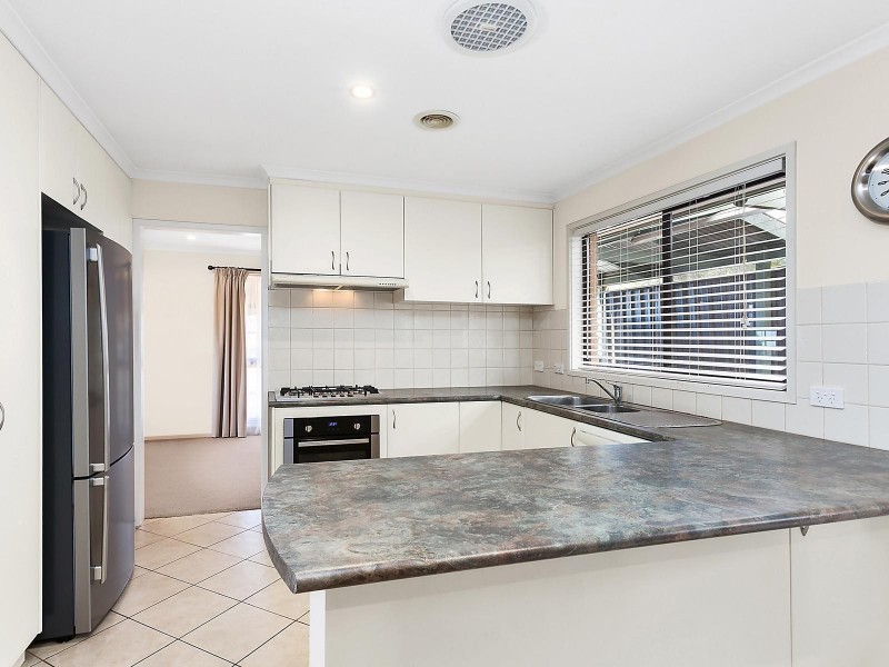 16 Cantle Place, Karabar NSW 2620