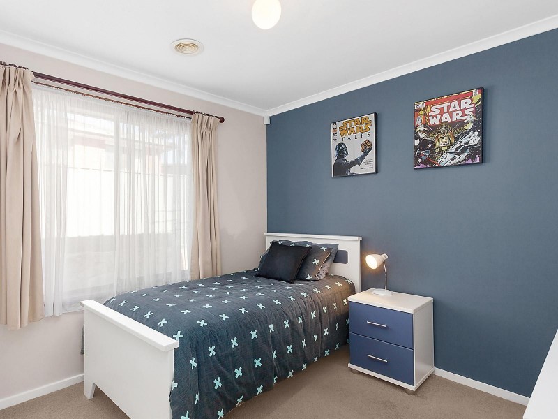 16 Cantle Place, Karabar NSW 2620