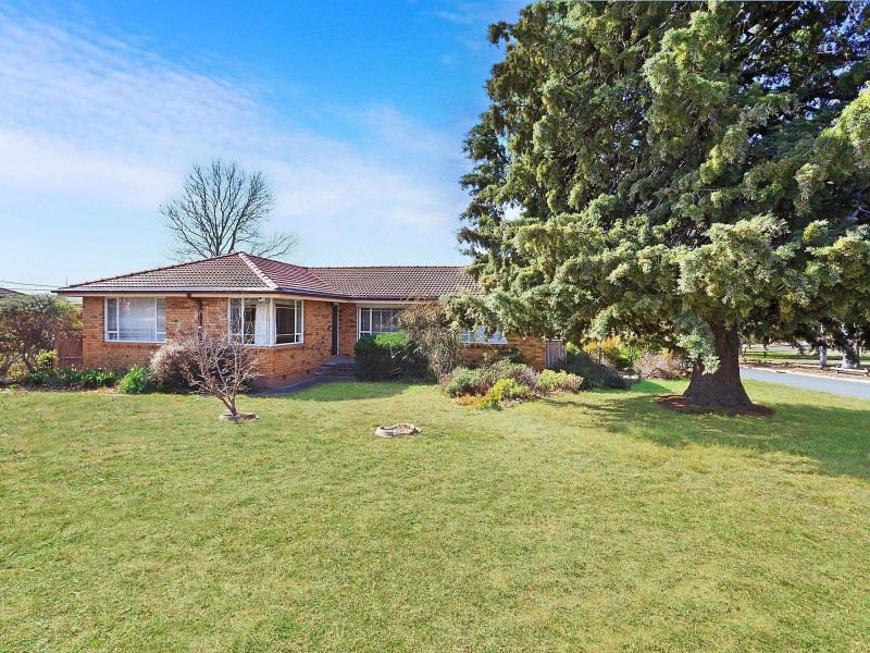 13 Daglish Street, Curtin ACT 2605