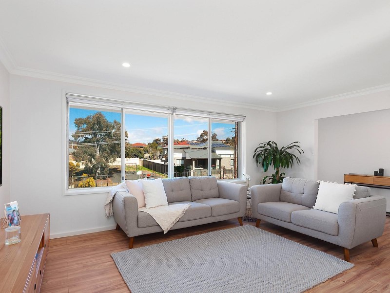 14 Cassinia Street, Queanbeyan NSW 2620