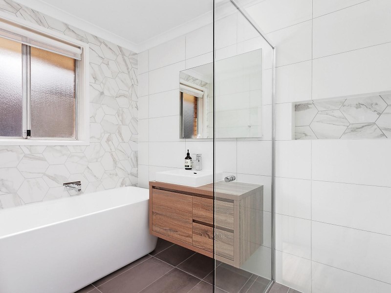 14 Cassinia Street, Queanbeyan NSW 2620