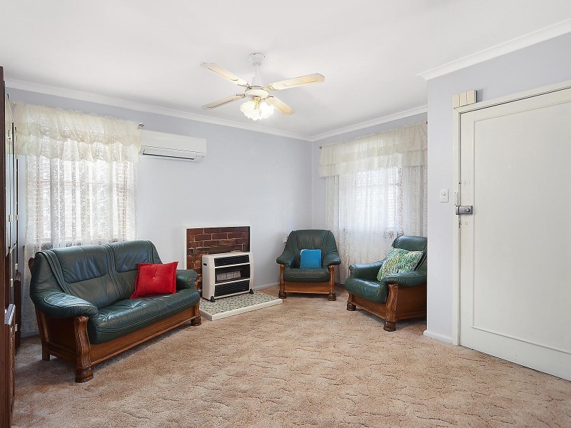 4 Downey Street, Karabar NSW 2620