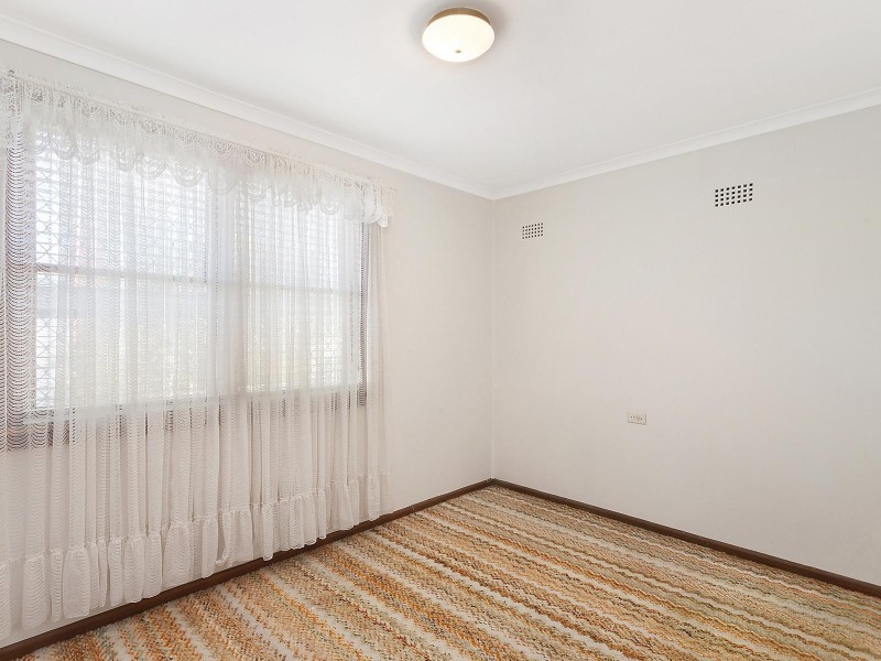 4 Downey Street, Karabar NSW 2620