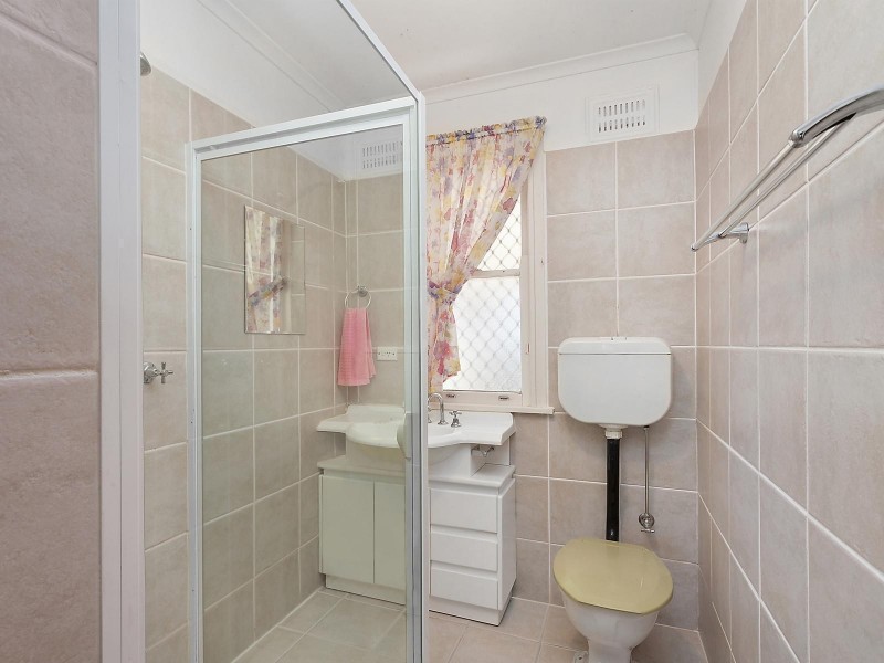 4 Downey Street, Karabar NSW 2620
