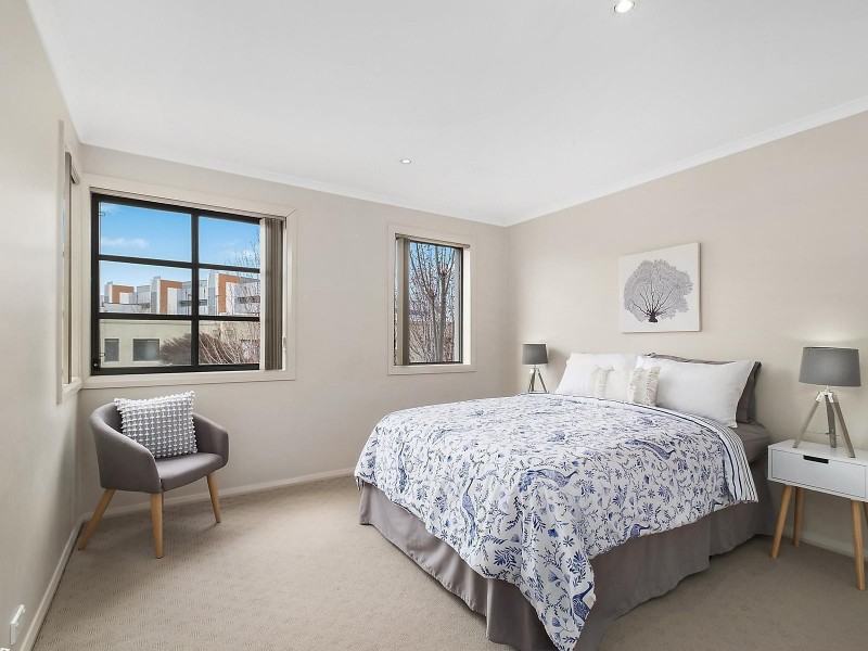 16/114 Athllon Drive, Greenway ACT 2900