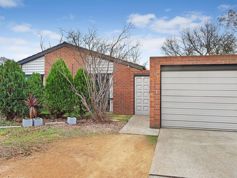 10 Pimpampa Close, Isabella Plains ACT 2905
