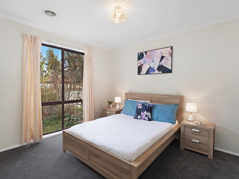 10 Pimpampa Close, Isabella Plains ACT 2905