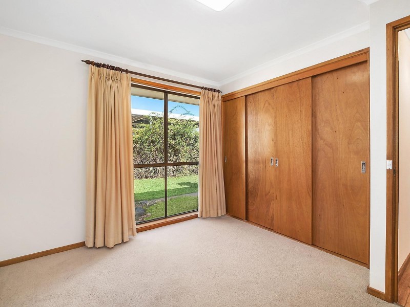 13 Singleton Crescent, Oxley ACT 2903