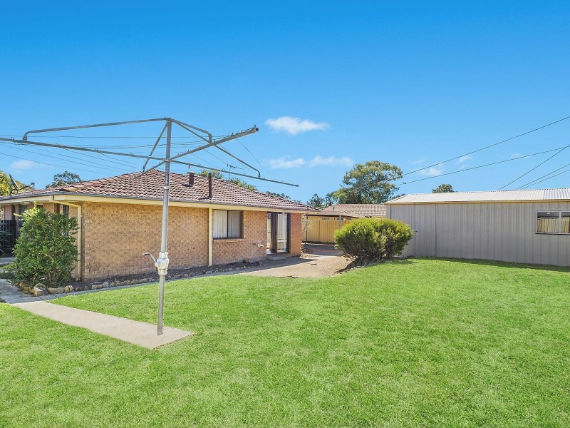 13 Singleton Crescent, Oxley ACT 2903