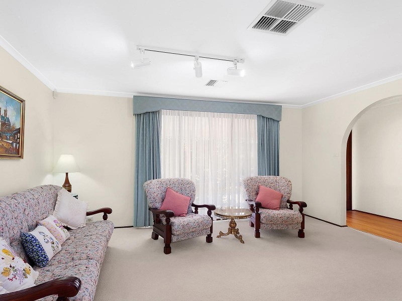 25 McGivern Crescent, Kambah ACT 2902