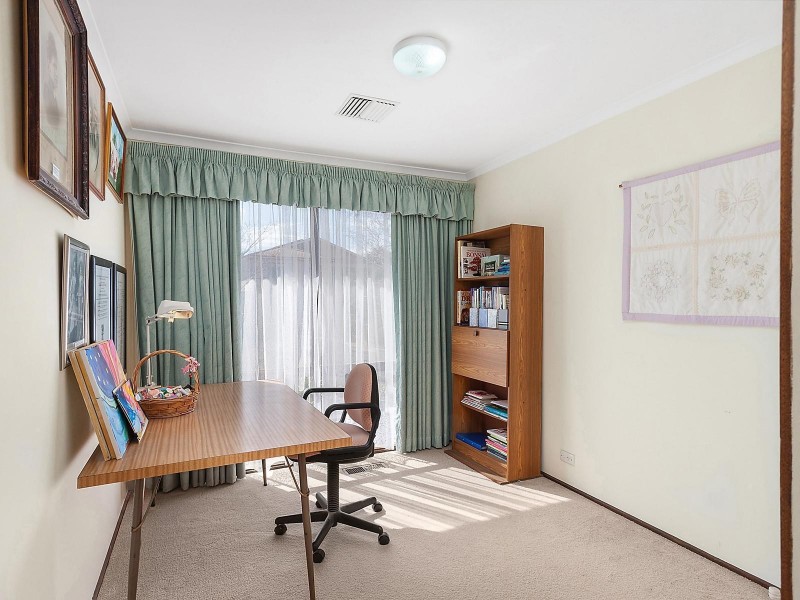 25 McGivern Crescent, Kambah ACT 2902