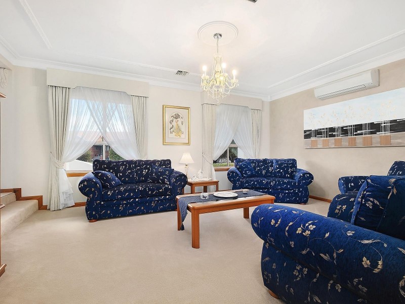 1 Winser Crescent, Kambah ACT 2902