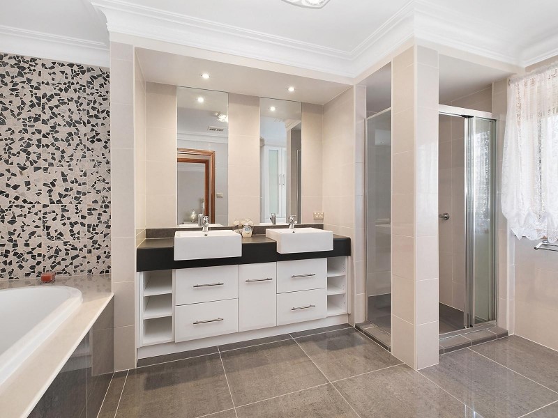 1 Winser Crescent, Kambah ACT 2902