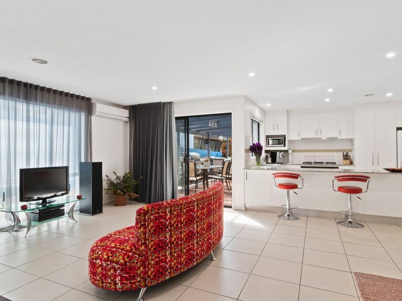 3/8 Murruba Place, Jerrabomberra NSW 2619