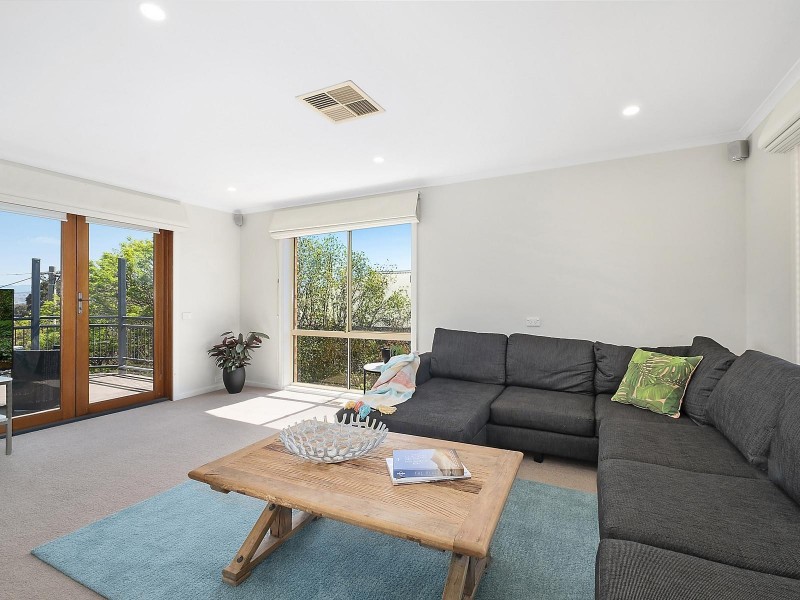 18 Zox Circuit, Calwell ACT 2905