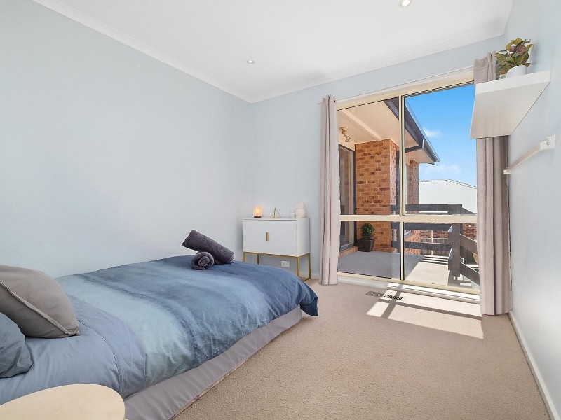 18 Zox Circuit, Calwell ACT 2905