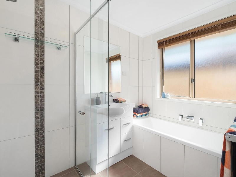 5 Glennie Place, Queanbeyan West NSW 2620