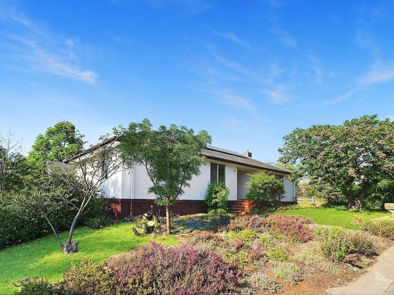 82 Kootara Crescent, Narrabundah ACT 2604