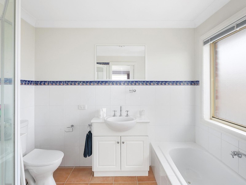 8 Binaburra Place, Karabar NSW 2620