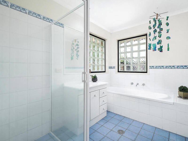 4 Kowa Place, Jerrabomberra NSW 2619