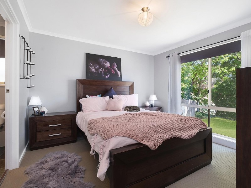 15 Bellchambers Crescent, Banks ACT 2906